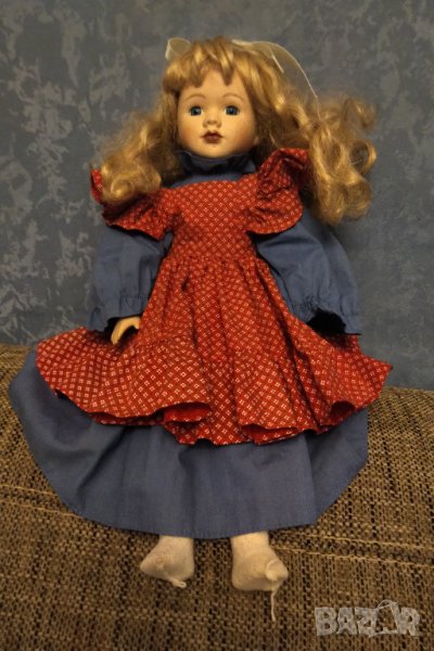 Порцеланова кукла стара ръчна изработка , снимка 1