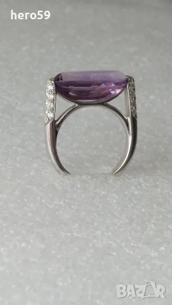 Прекрасен фирмен дизайнерски златен 18к пръстен с аметист и 26 диаманта(Poiray Paris) бяло злато, снимка 1