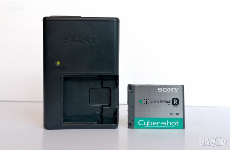Зарядни устройства и батерии за фотоапарати на различни марки, снимка 1
