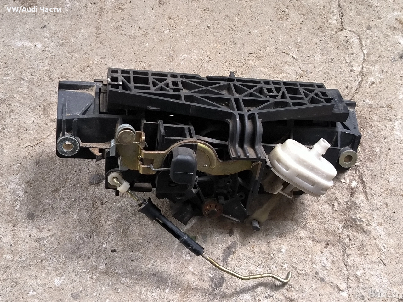 Механизъм ключалка брава заден капак багажник за Ауди А3 Audi A3 Audi A4 A6 8D9827565H / 4B0827565H, снимка 1