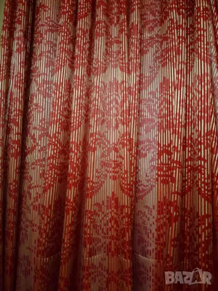 ПЛАТ ЗА ПЕРДЕ червено и златно, снимка 1