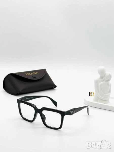 очила с калъф prada chanel , снимка 1