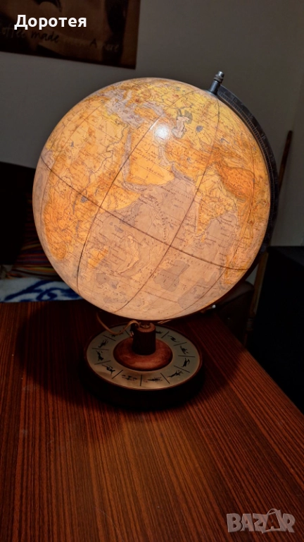 Стар светещ глобус, снимка 1
