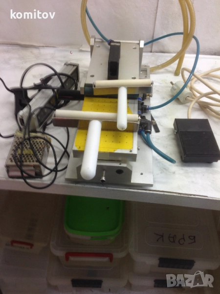 машина за залепване на дисплеи, снимка 1
