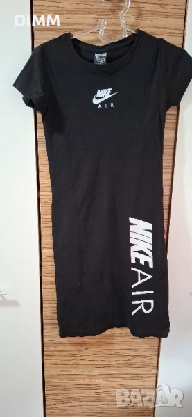 Спортна рокля Nike M, снимка 1