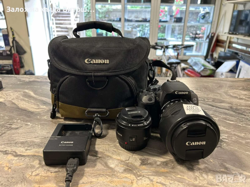 Фотоапарат Canon EOS 700D , снимка 1