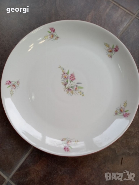 Българско порцеланово кръгло плато, снимка 1