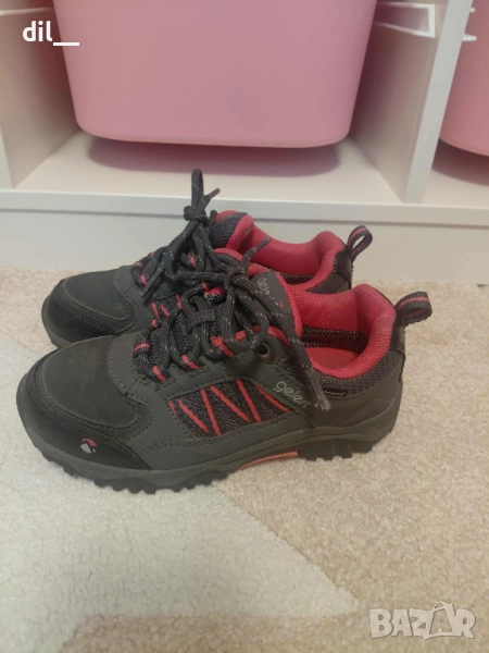 Детски обувки Gelert, водоустойчичи черно с розово. Размер 29, снимка 1