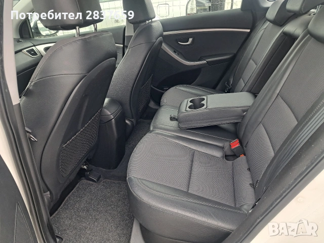 Хюндай i30 SW- 1.6 CRDI VERTEX , снимка 10 - Автомобили и джипове - 53053584