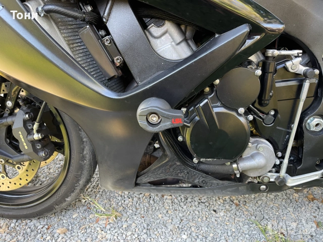 SUZUKI GSXR 750 BLACK EDITION, снимка 6 - Мотоциклети и мототехника - 53707523