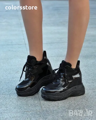 Кецове на платформа - черен лак и велур - PJN90