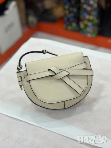 чанти loewe, снимка 14 - Чанти - 50741650