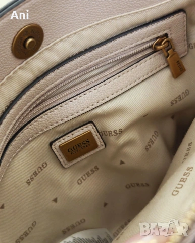 Оригинална чанта Guess , снимка 3 - Чанти - 53702847