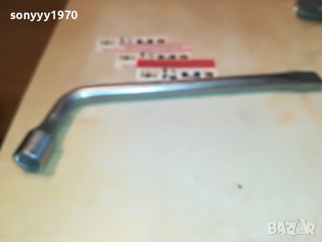 ключ гуми 17мм 0501231048, снимка 7 - Аксесоари и консумативи - 39195998