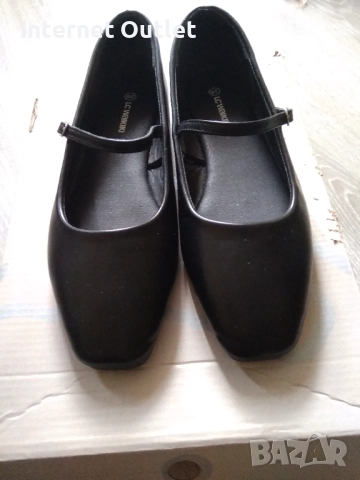 Дамски обувки