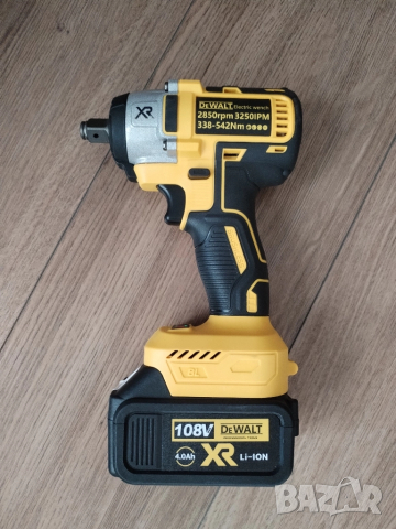 Безчеткови акумулаторни машини 4 в 1 винтоверт гайковерт ъглошлайф перфоратор с четири батерии ., снимка 8 - Други инструменти - 51357395