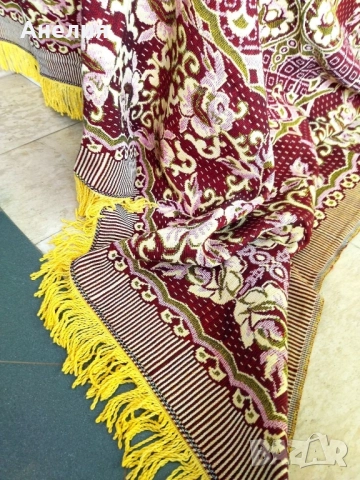 Красота! Жакардова голяма покривка , снимка 3 - Покривки за маси - 52208570