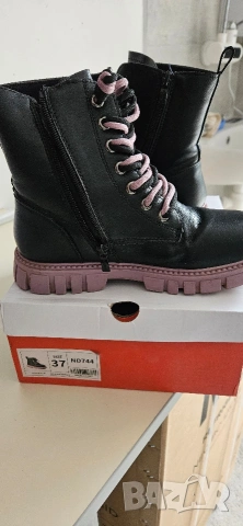 зимни боти за момиче 37 номер, снимка 2 - Детски боти и ботуши - 53133945
