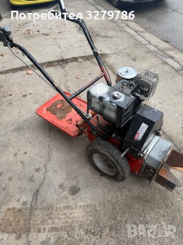 Машина за събиране с двигател Briggs & Stratton 8hp, снимка 2 - Градинска техника - 53219778