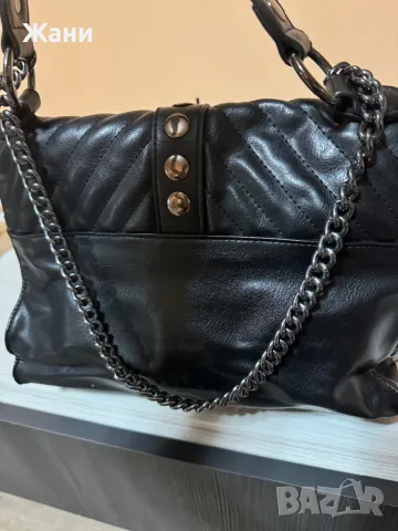 Дамска чанта, снимка 3 - Чанти - 47340600