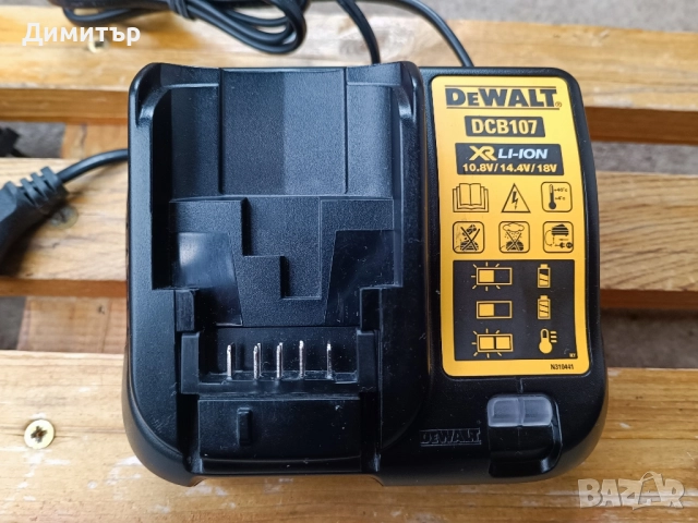 DeWALT DCB115, DCB 1104, DCB107 зарядно 10.8 - 18V, снимка 8 - Винтоверти - 52160516