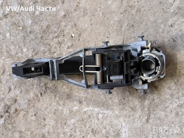 Дръжка за предна дясна врата за Голф 5 Пасат Джета VW Golf 5 Passat Touran Jetta 1Z0839886, снимка 2 - Части - 50587068