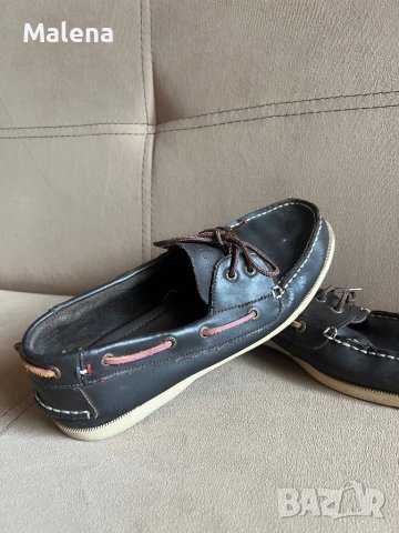 Оригинални мъжки обувки на tommy hilfiger !