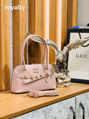 Miu Miu дамски чанти Различни цветове 