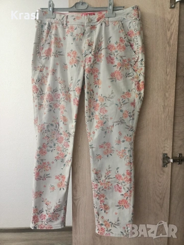 Дамски дънки марка Деним 