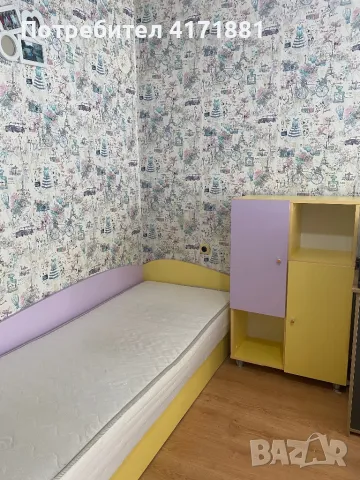 Продавам детско легло(матрак) и шкафче за момиче 