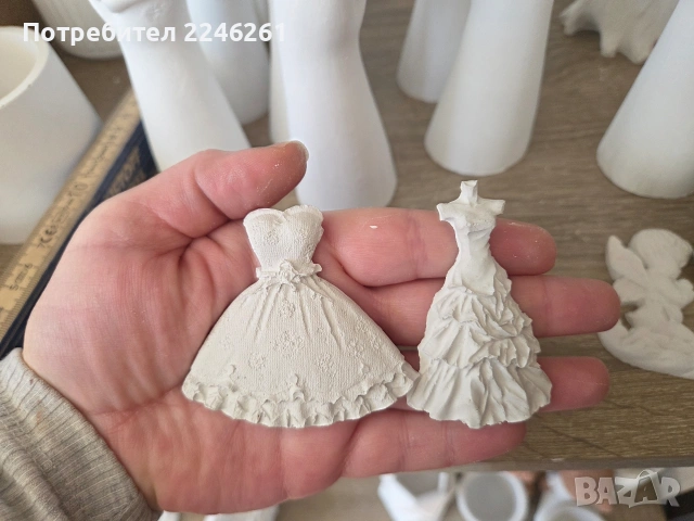 гипсови отливки рокли за бал или сватба