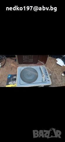 продава се ретро грамофон 45 евро , снимка 2 - Антикварни и старинни предмети - 53540041