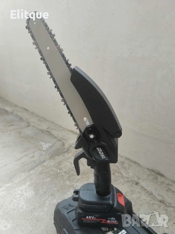 Акумулаторен трион за дърво и клони UKC 48V – 6″ верижна резачка с 2 батерии и 2 вериги, снимка 4 - Друга електроника - 53489671