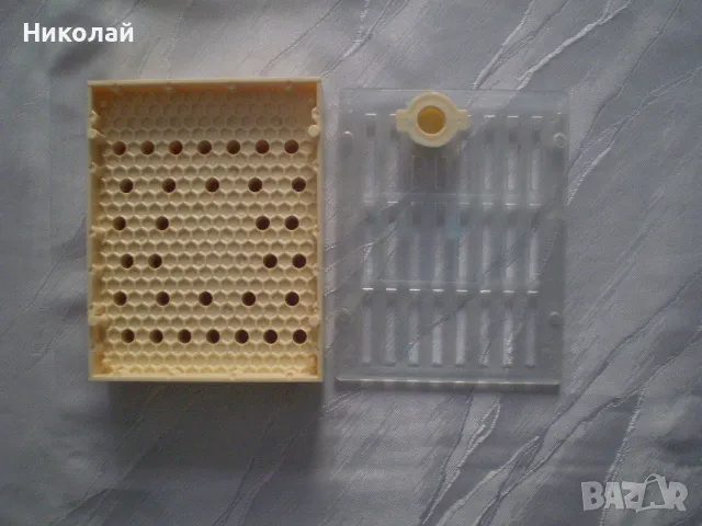 Апарат за производство на пчелни майки /тип Никот/.