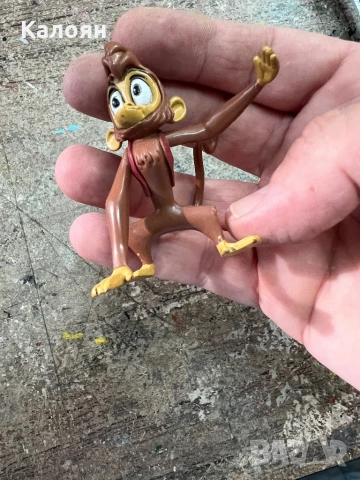 Фигурка на маймунка играчка 