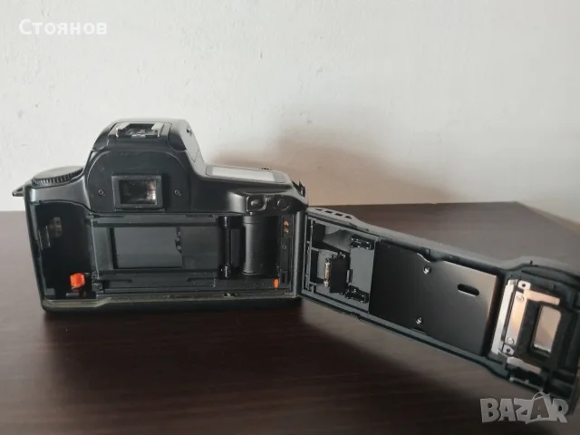 Canon EOS 1000F Japan, снимка 10 - Фотоапарати - 56059459