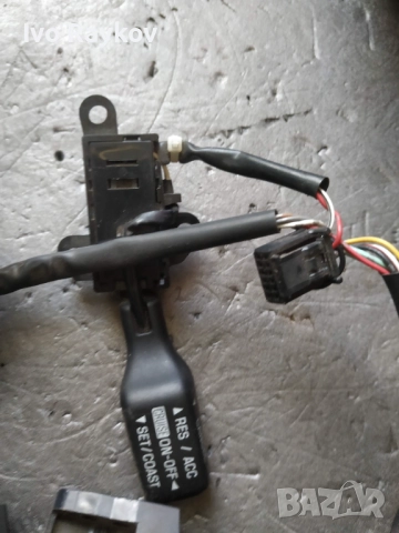 Бутони , волан за Toyota Avensis T25 2007 , 75B596 , Ляв волан, снимка 7 - Части - 45914807