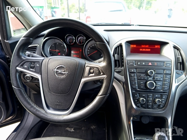 OPEL ASTRA SPORTS TOURER 1.7CDTI-6ck  EURO5, снимка 14 - Автомобили и джипове - 51611401