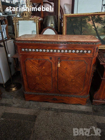 Антикварен бар шкаф , снимка 3 - Шкафове - 53219819