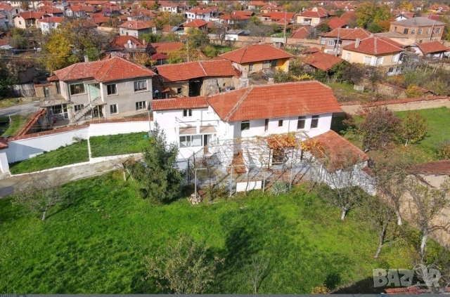 Zweistöckiges Haus. , снимка 6 - Къщи - 50962470