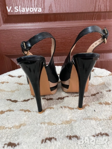 Обувки с висок ток, снимка 2 - Дамски обувки на ток - 52445971