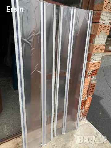 Ролетна врата REMiS за душ кабина  Чисто нов  Цена за брой 270.00 лева (Само едната врата е налична), снимка 1