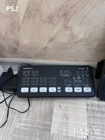 Atem mini pro / Hollyland mars 400s pro ii / преносим монитор Corprit, снимка 2 - Камери - 53424405