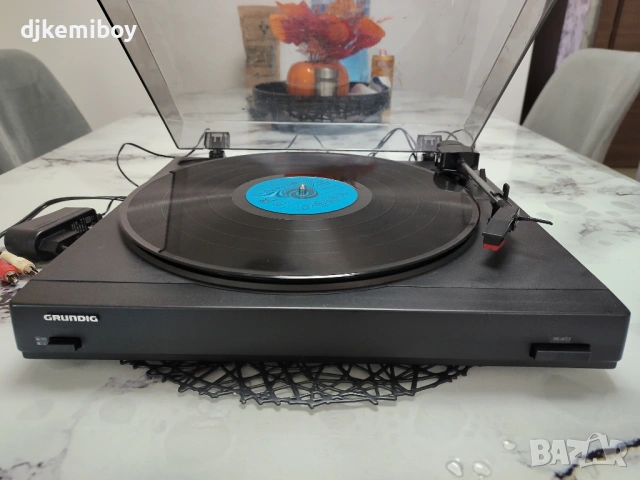Грамофон Grundig tt310, снимка 3 - Грамофони - 53873045