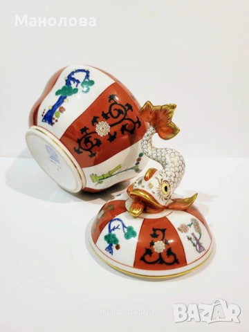 Буркан за бонбони или захарница от фин порцелан Herend  “Red Dynasty” с капак Koi fish., снимка 6 - Колекции - 53195981