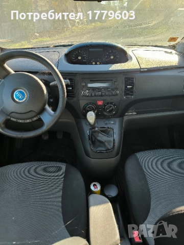 Фиат Идеа, снимка 7 - Автомобили и джипове - 52893333