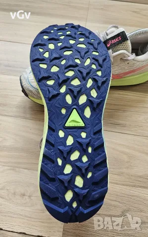 Дамски маратонки Asics Fuji Lite 4 - 42, снимка 10 - Маратонки - 55834276