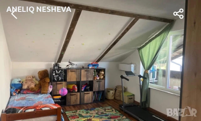 Продавам два етажа от къща по 89 кв.м. от три етажна къща с парцел от 226кв.м., снимка 8 - Къщи - 52424034