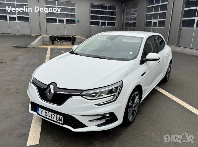 Renault Megane 1.5 Blue DCI, Facelift, снимка 7 - Автомобили и джипове - 53458390