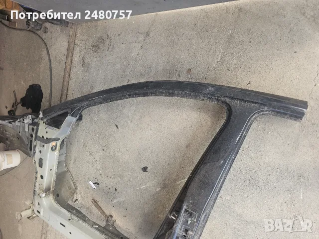 Ляв панел за Голф 8 предна и средна колонка, снимка 7 - Части - 55796812